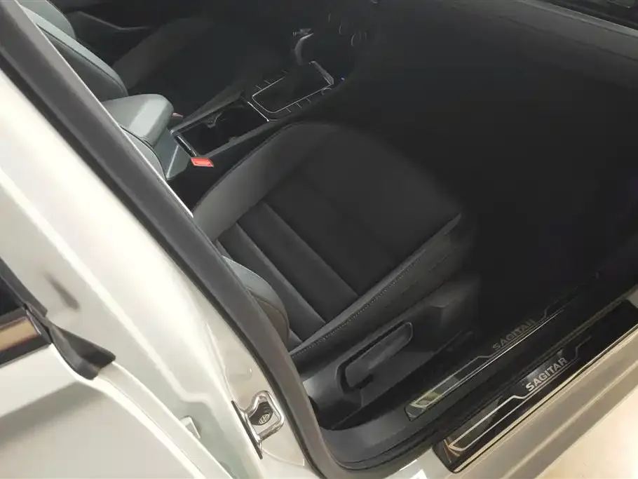 Volkswagen Sagitar 2022 из CN, фото 5