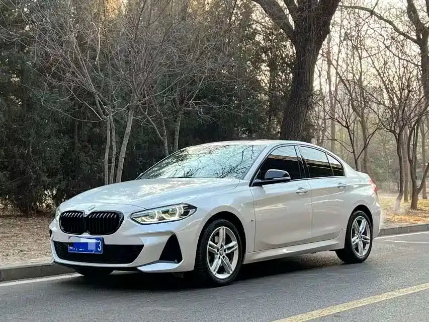 BMW 1 Series — фото 1