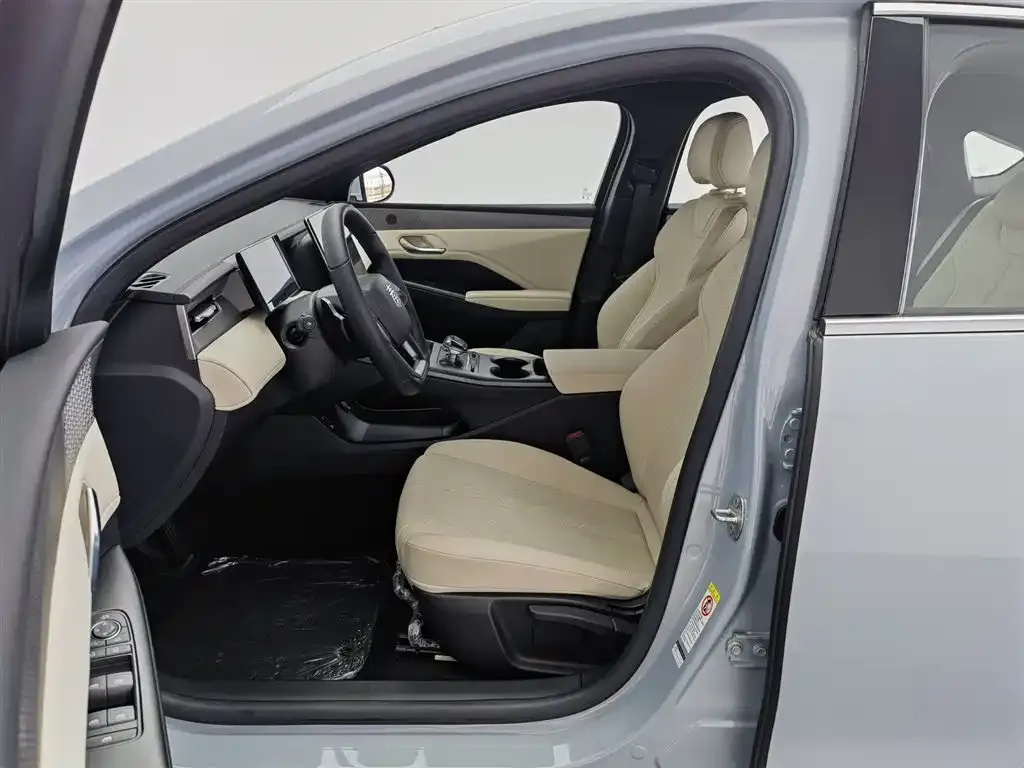 BYD Qin PLUS 2025 из CN, фото 9