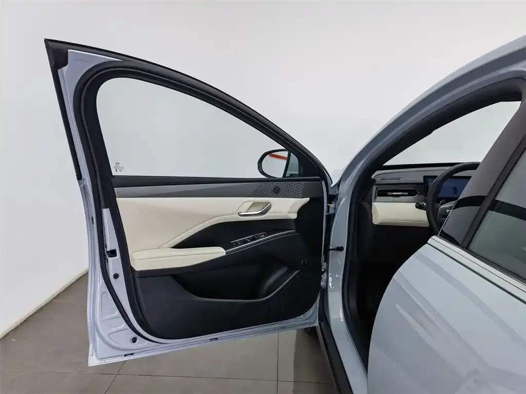 BYD Qin PLUS 2025 из CN, фото 7