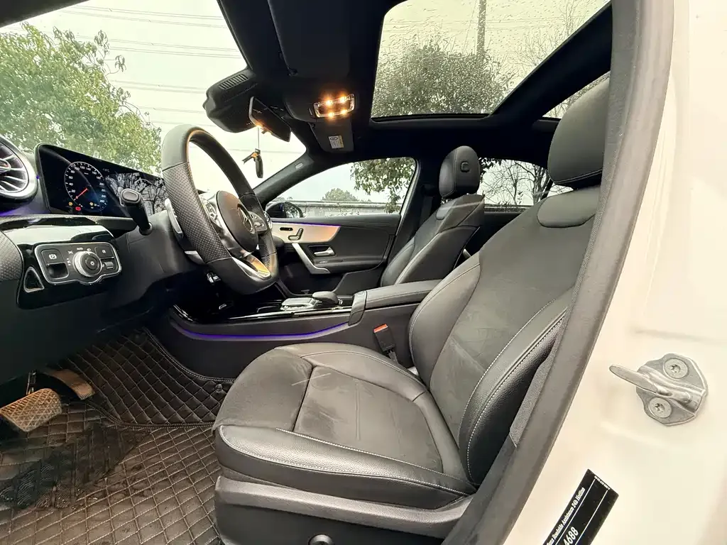 Mercedes-Benz A-Class 2021 из CN, фото 8