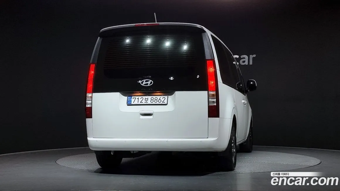 Hyundai Staria — фото 3