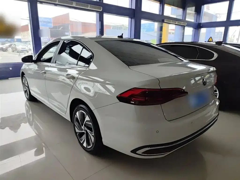 Volkswagen Bora 2025 из CN, фото 4