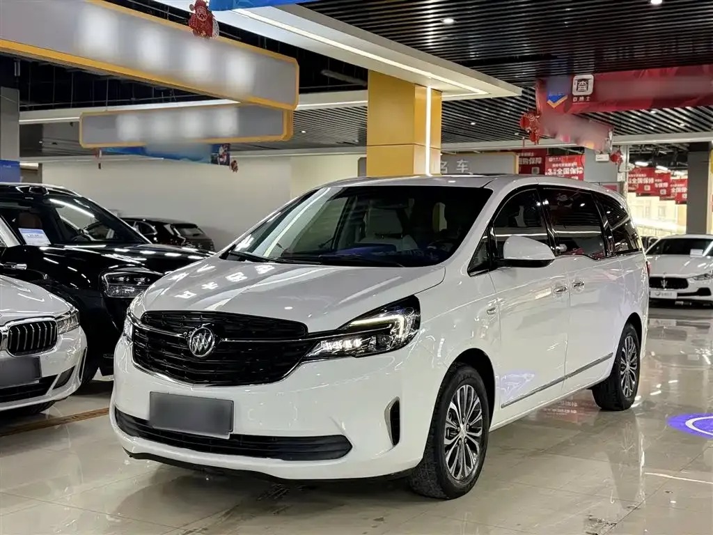Buick GL8 2022 из CN, фото 1