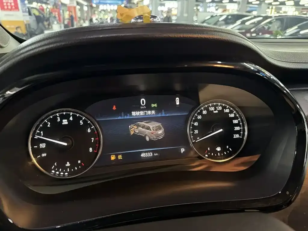 Buick GL8 2022 из CN, фото 10