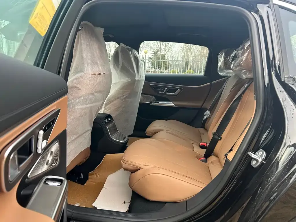 Mercedes-Benz E-Class 2026 из CN, фото 6