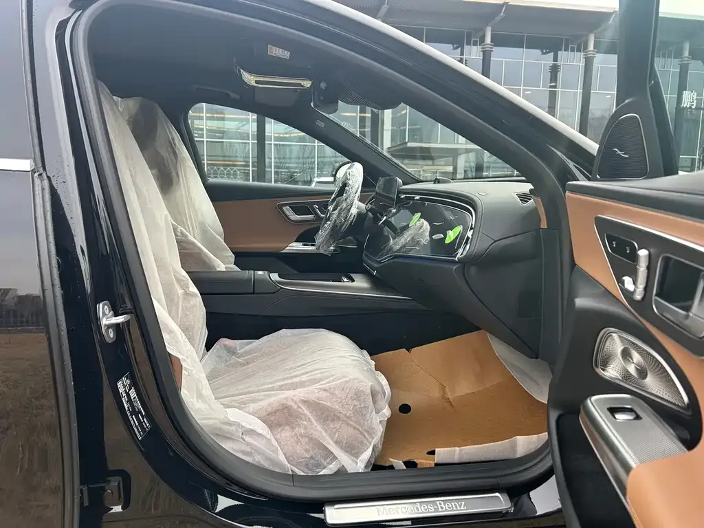 Mercedes-Benz E-Class 2026 из CN, фото 3