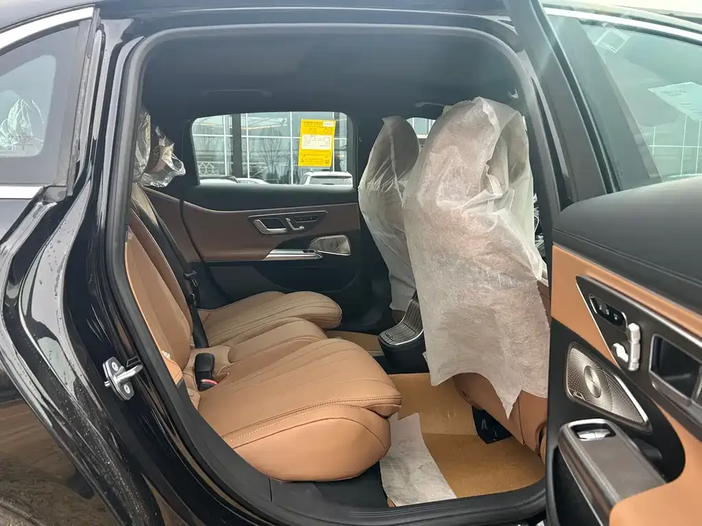 Mercedes-Benz E-Class 2026 из CN, фото 4