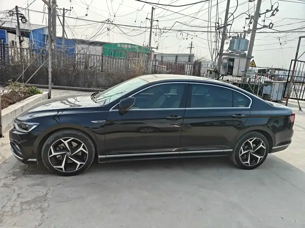 Volkswagen Magotan 2023 из CN, фото 7