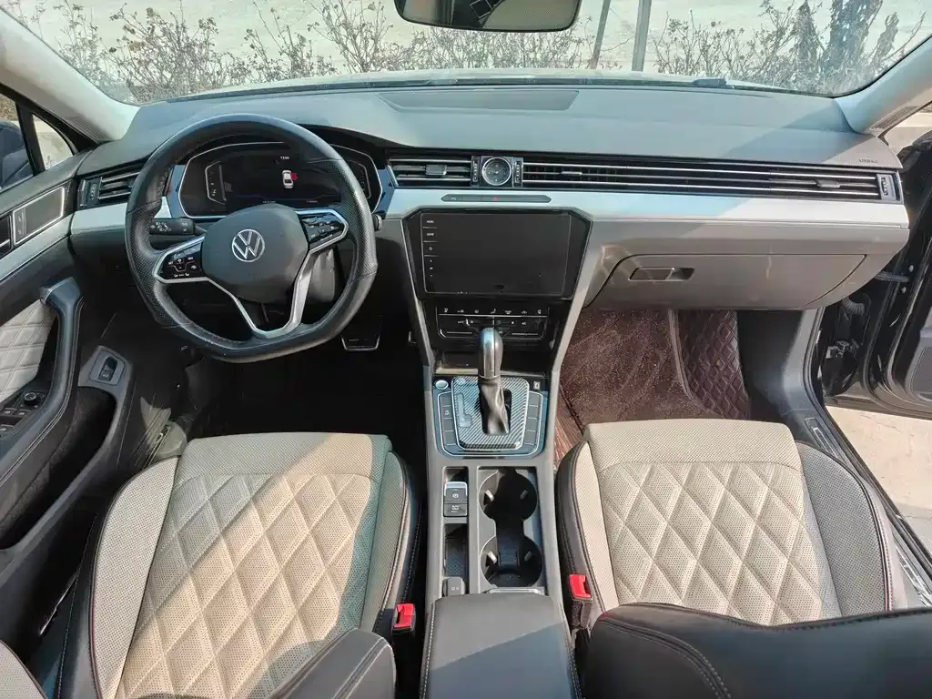 Volkswagen Magotan 2023 из CN, фото 5
