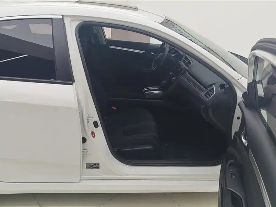 Honda Civic 2021 из CN, фото 3
