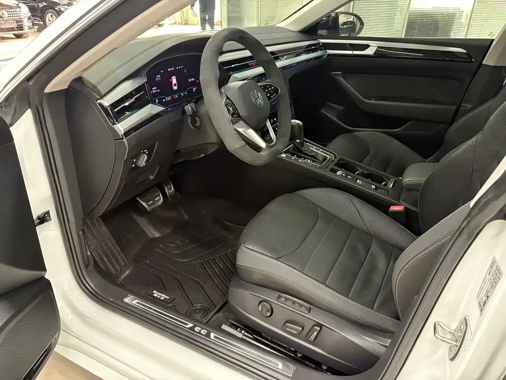 Volkswagen CC 2021 из CN, фото 2