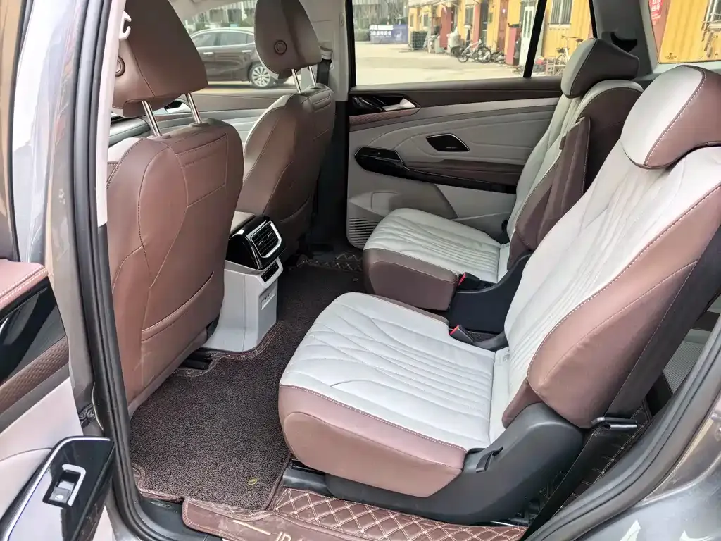 Volkswagen ID.6 X 2023 из CN, фото 3