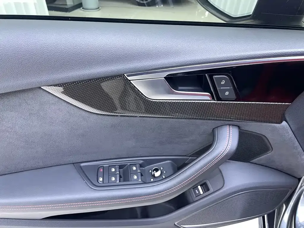 Audi S4 2024 из CN, фото 8