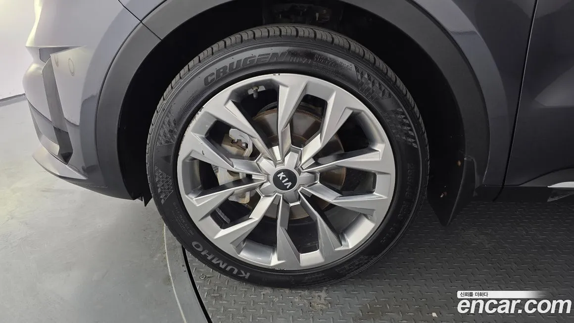 Kia Sorento — фото 6