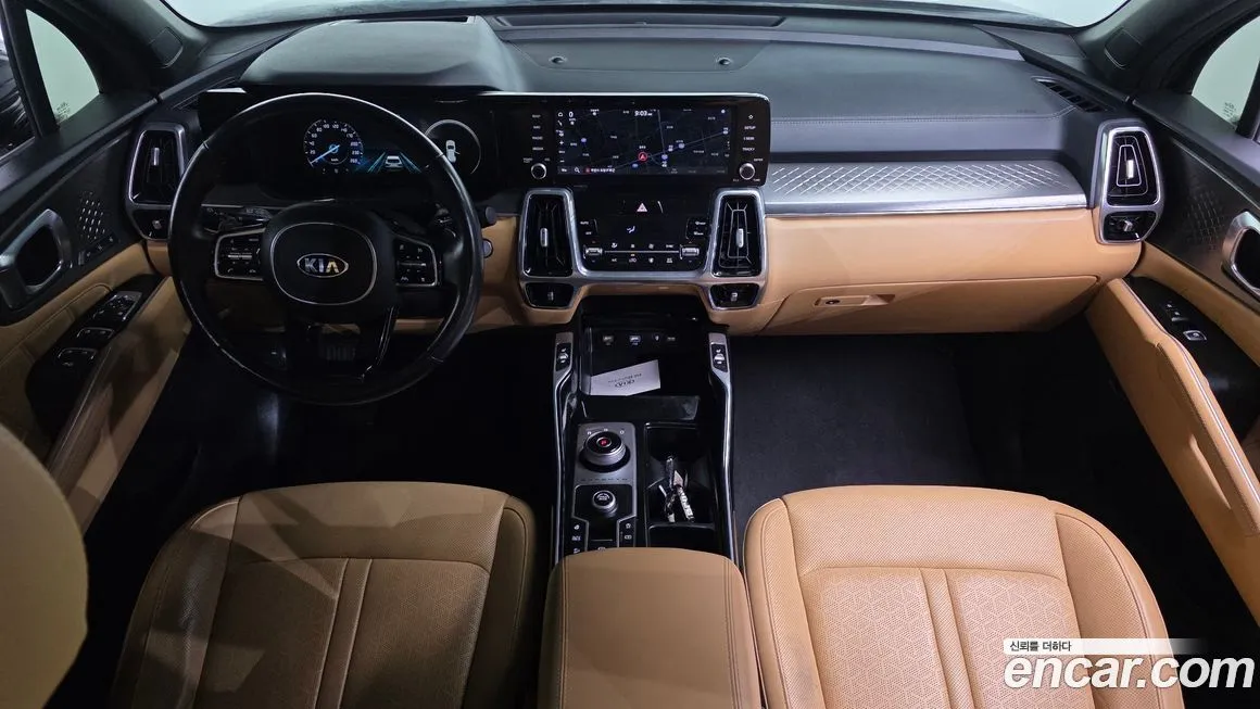 Kia Sorento — фото 10