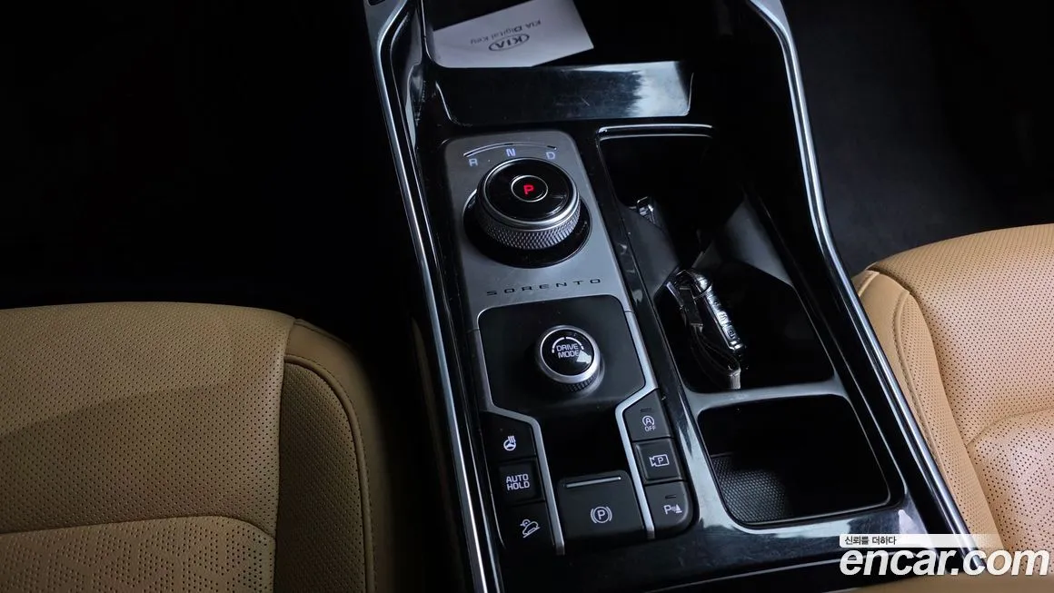 Kia Sorento — фото 9