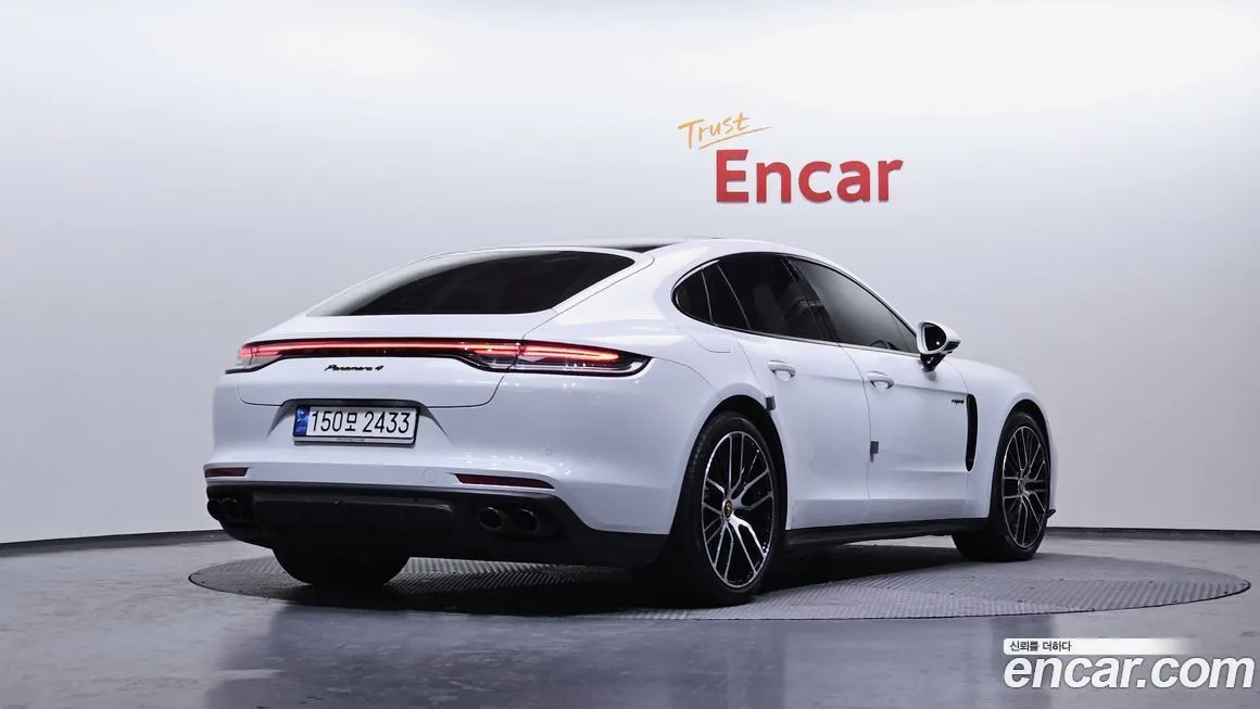 Porsche Panamera 2023 из KR, фото 3