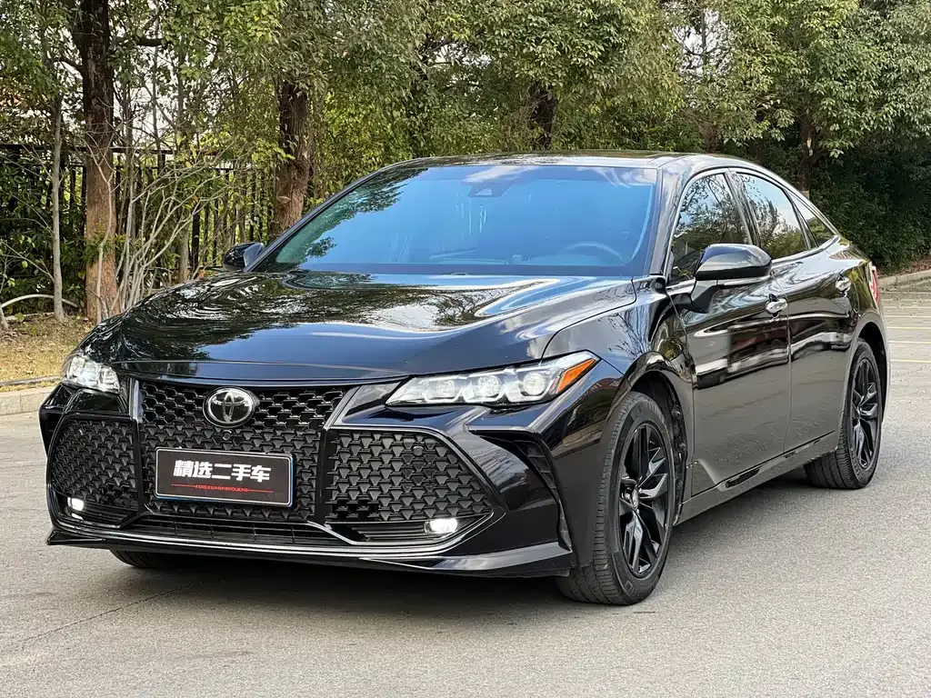 Toyota Avalon 2021 из CN, фото 1