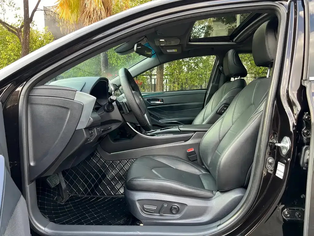 Toyota Avalon 2021 из CN, фото 3