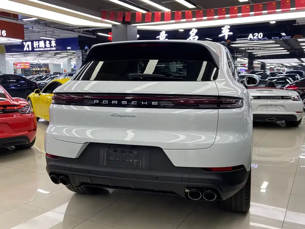 Porsche Cayenne 2025 из CN, фото 4