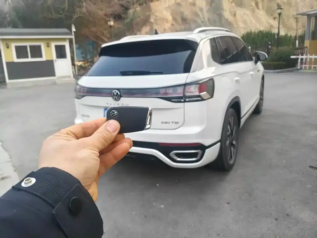 Volkswagen Tayron 2023 из CN, фото 2