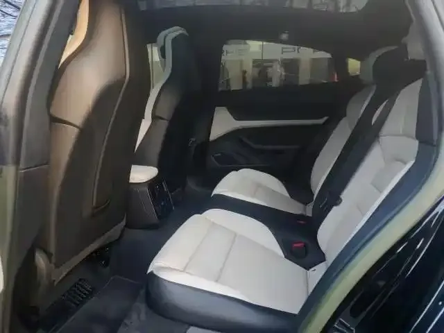 Porsche Taycan 2023 из CN, фото 8