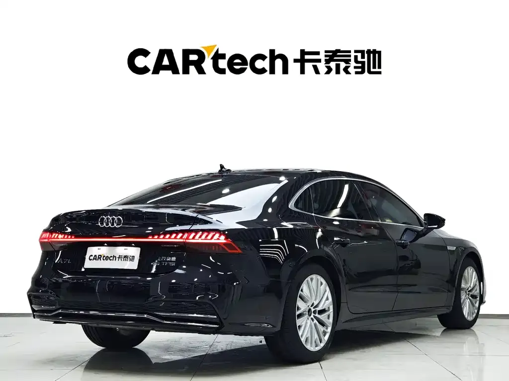 Audi A7L 2024 из CN, фото 6