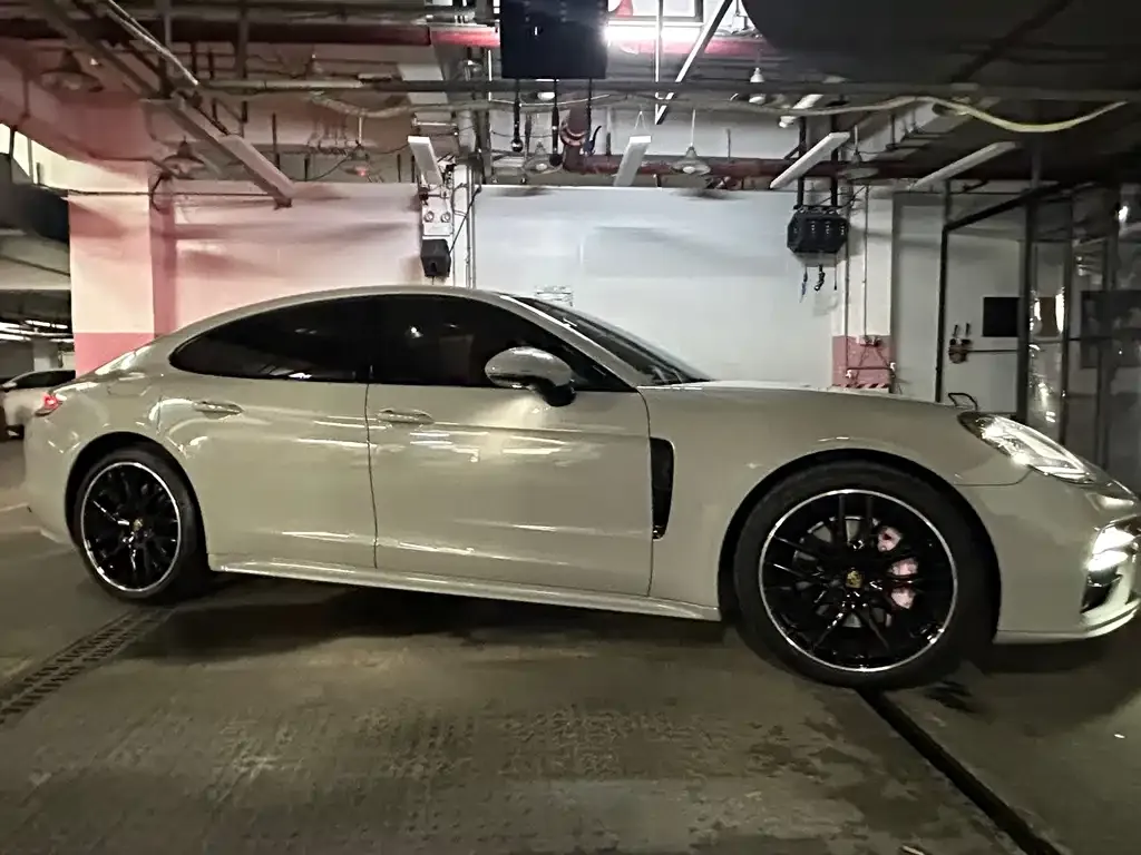 Porsche Panamera 2023 из CN, фото 8