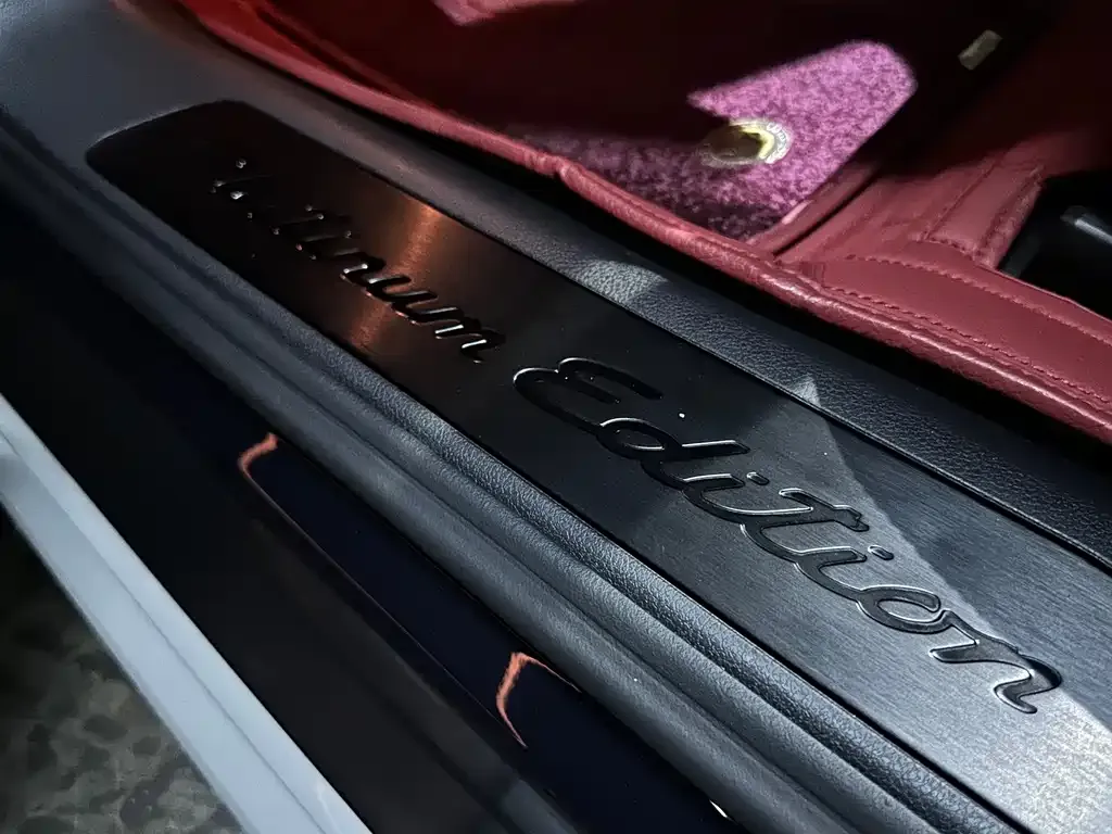 Porsche Panamera 2023 из CN, фото 3
