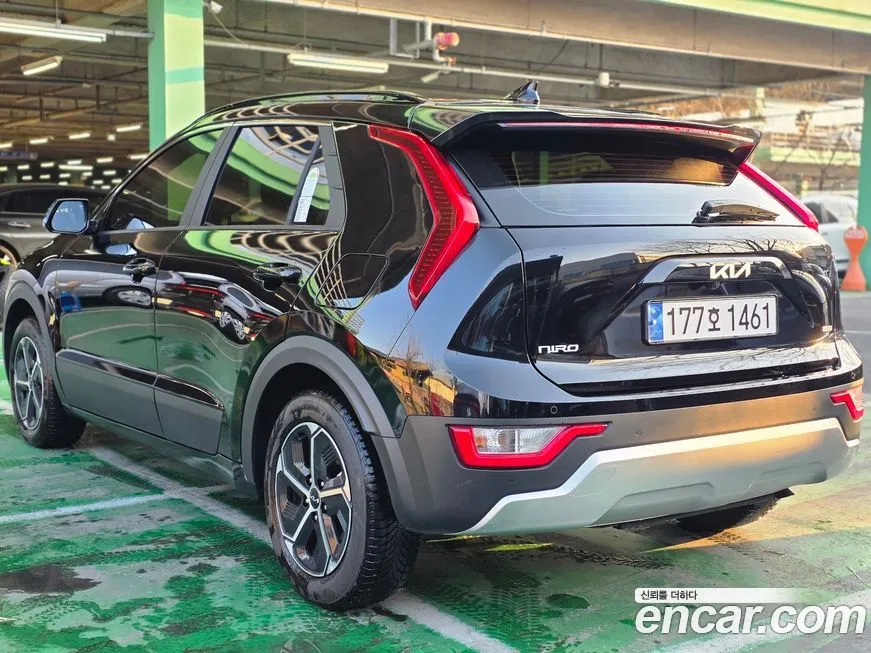 Kia Niro — фото 10