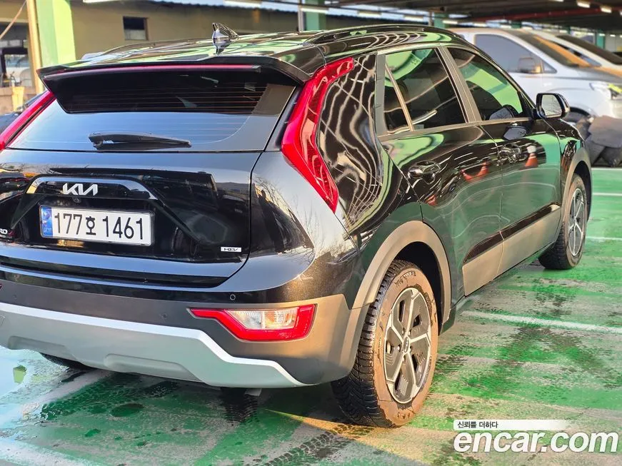 Kia Niro — фото 8