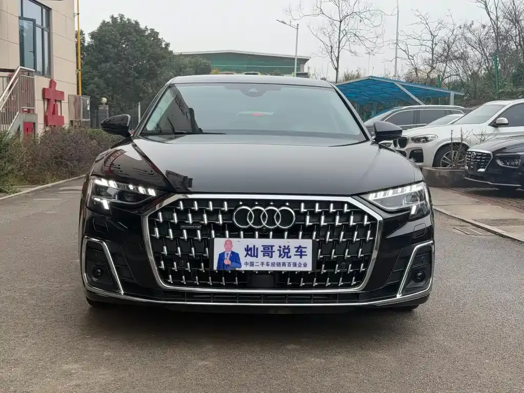 Audi A8 2024 из CN, фото 6
