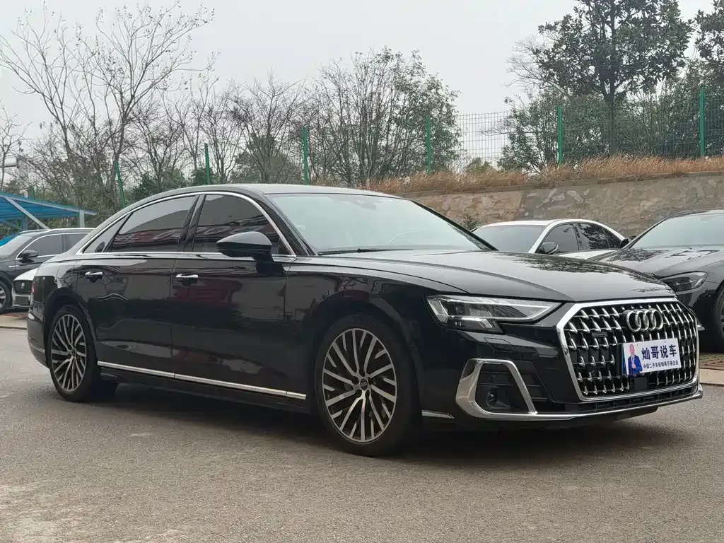 Audi A8 2024 из CN, фото 8