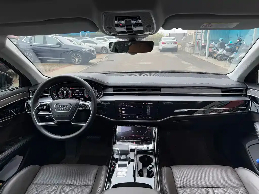 Audi A8 2024 из CN, фото 5