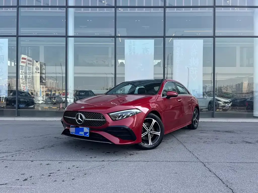 Mercedes-Benz A-Class — фото 1