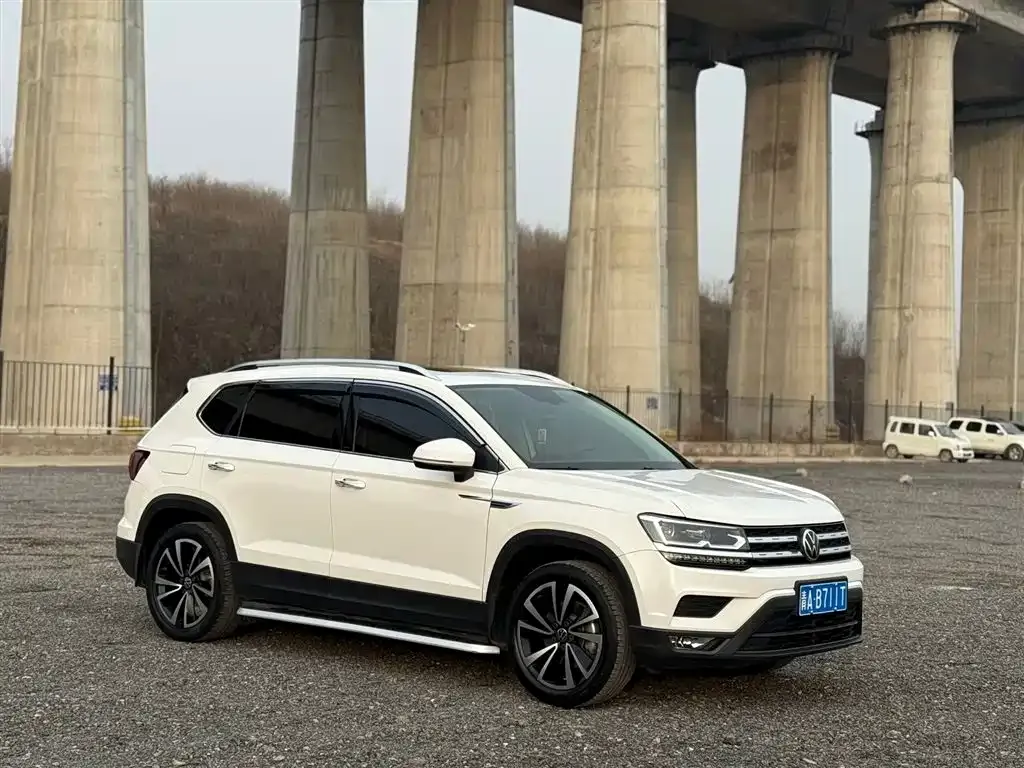 Volkswagen Tharu 2022 из CN, фото 8