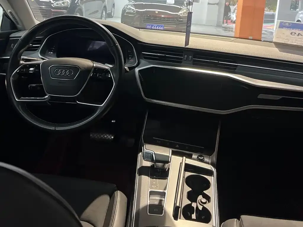 Audi A7L — фото 4