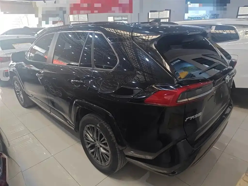 Toyota Wildlander 2024 из CN, фото 4
