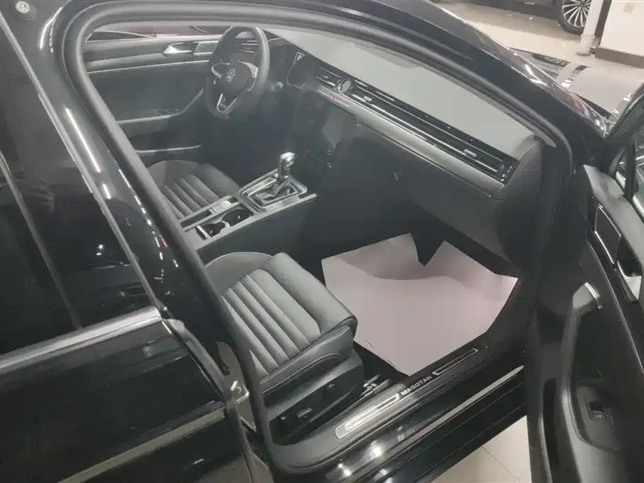 Volkswagen Magotan 2022 из CN, фото 9