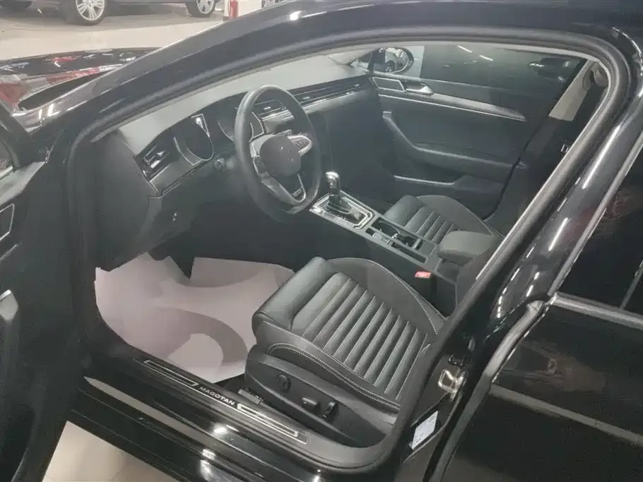 Volkswagen Magotan 2022 из CN, фото 10
