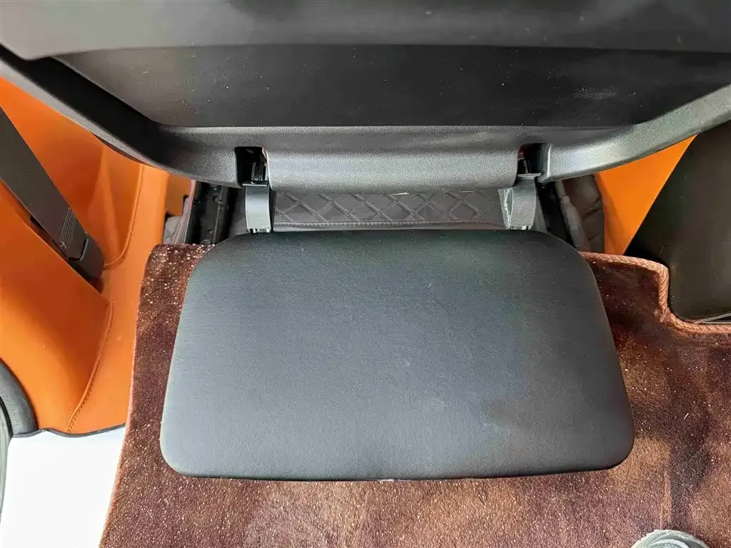 Toyota Sienna 2023 из CN, фото 4