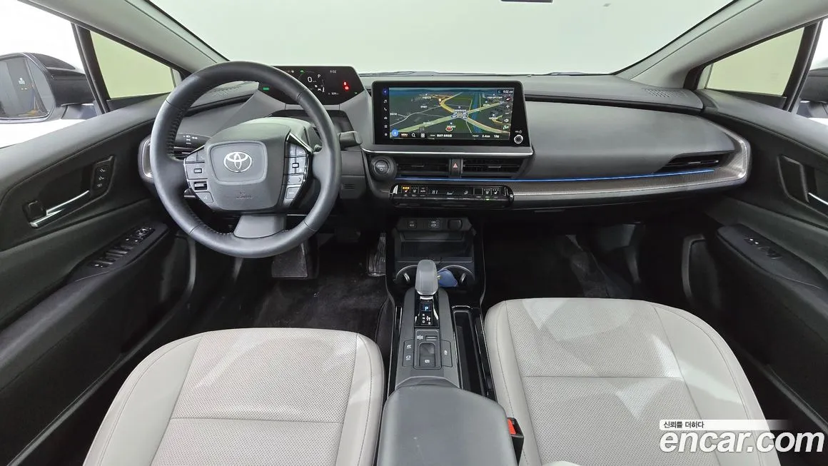 Toyota Prius — фото 8