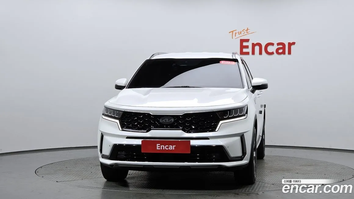 Kia Sorento — фото 7