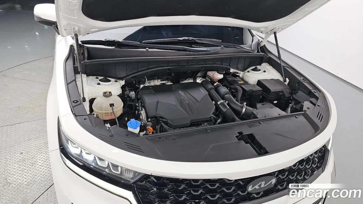 Kia Sorento — фото 8