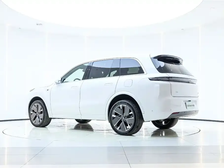 Li Auto L8 2025 из CN, фото 2