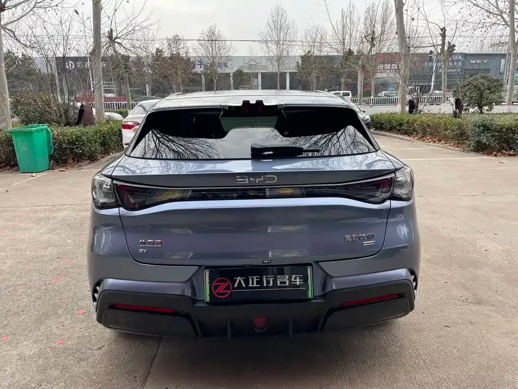 BYD Seal 06GT — фото 10