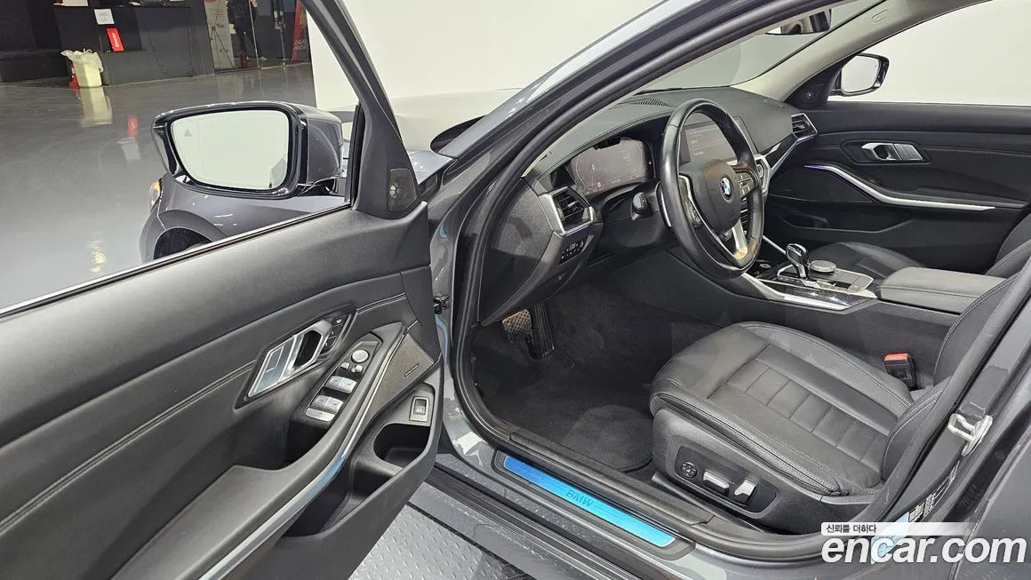 BMW 3-Series 2021 из KR, фото 7