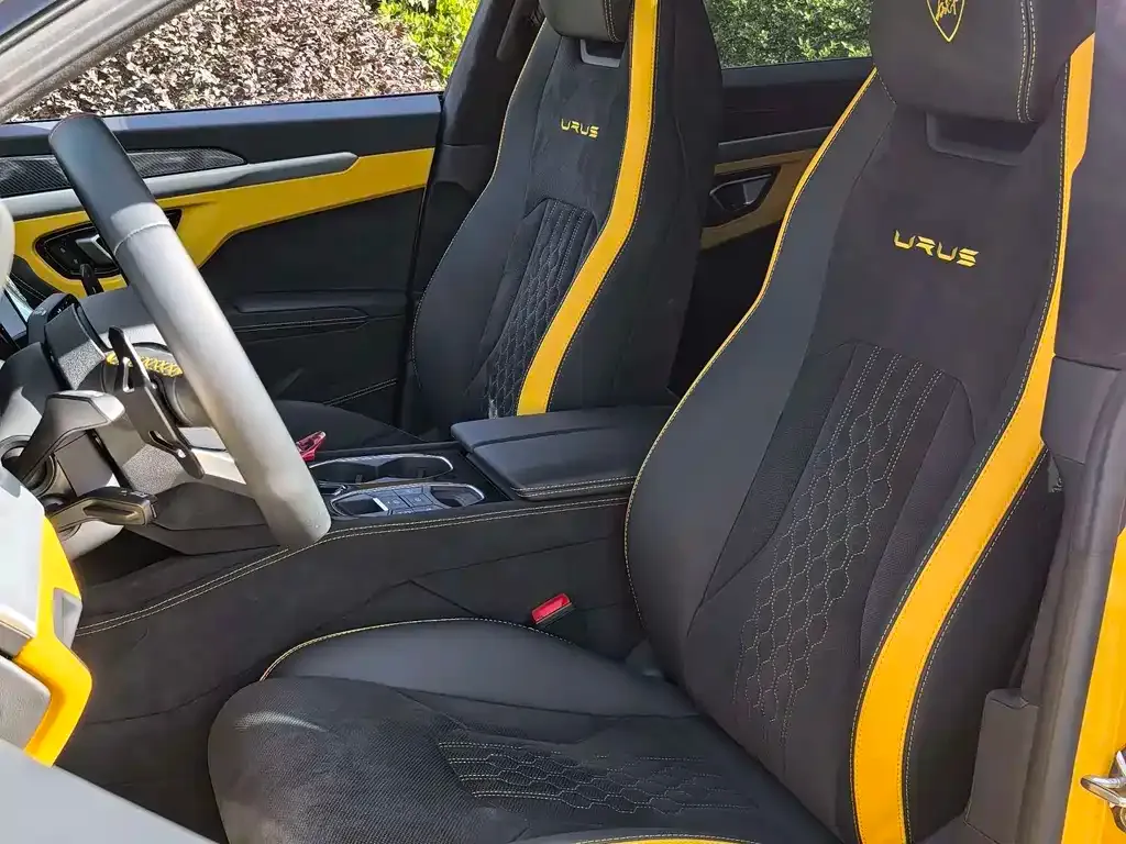Lamborghini Urus 2024 из CN, фото 3
