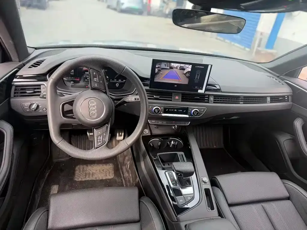Audi A4L 2025 из CN, фото 4